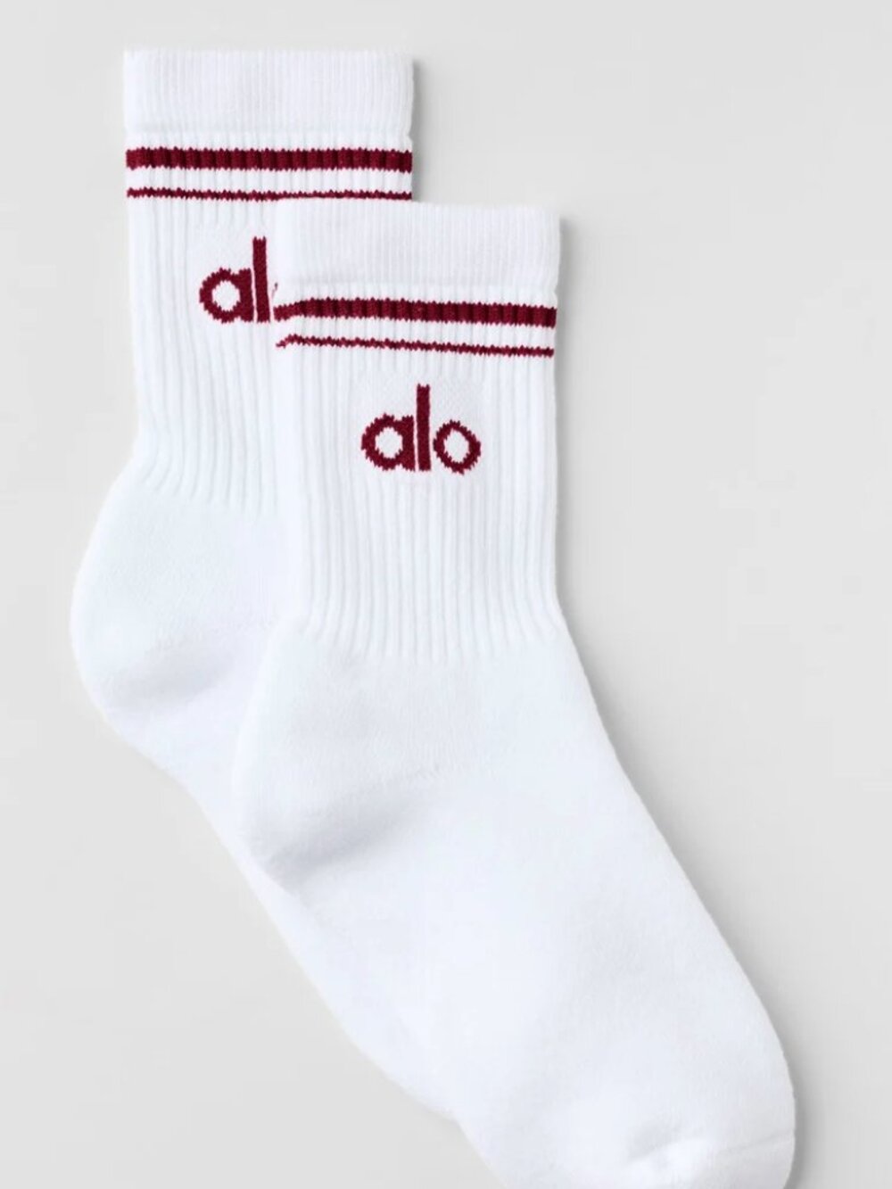 Alo Yoga Unisex Half-Crew Throwback Sock | White / Summer Romance Red (Limited)